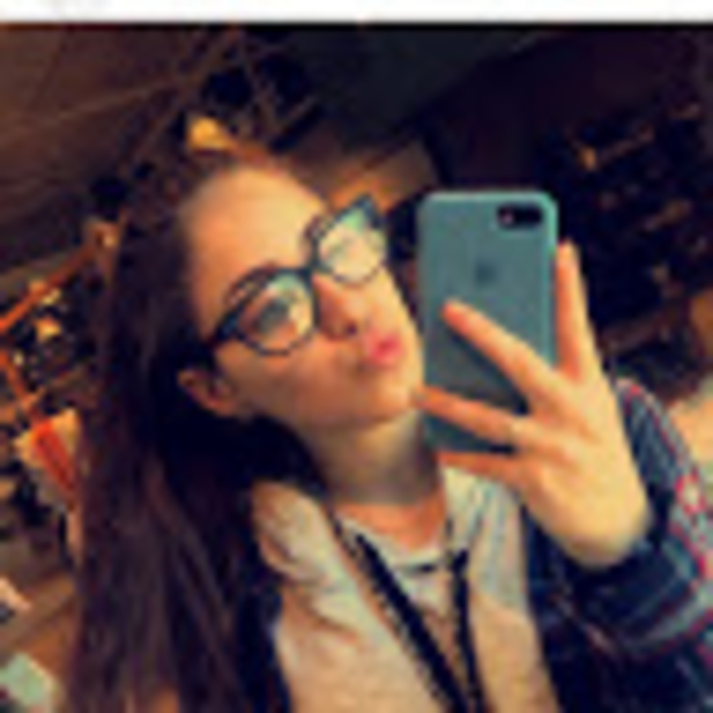 Meet your Posher, Tina